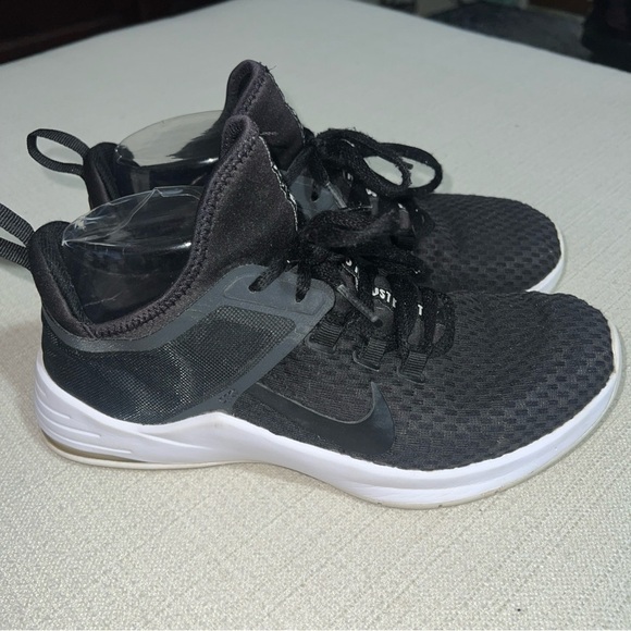 Nike Women's Air Max Bella TR 2 Training Shoes AQ7492-002 Black White Size 8 US - Picture 6 of 10